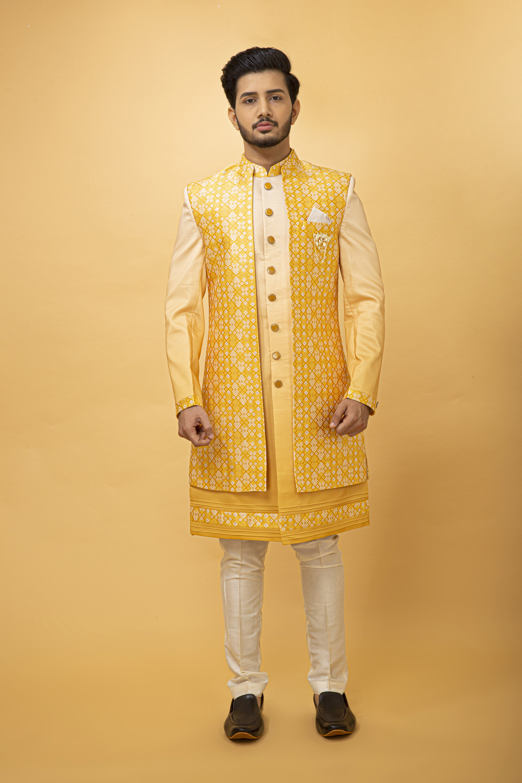 YELLOW GEOMETRY  JACKET WITH OMBRE NAWABI