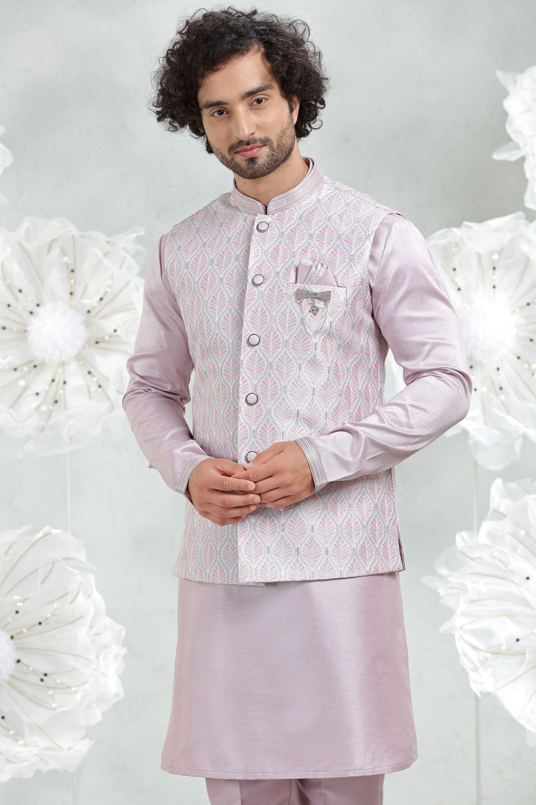 PASTEL ONION EMBROIDERED SET