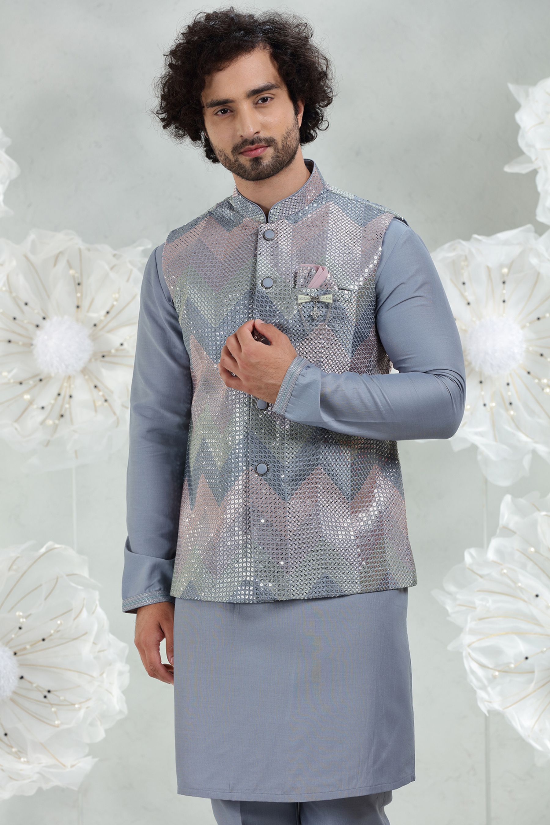 MIROR EMBROIDERED SET