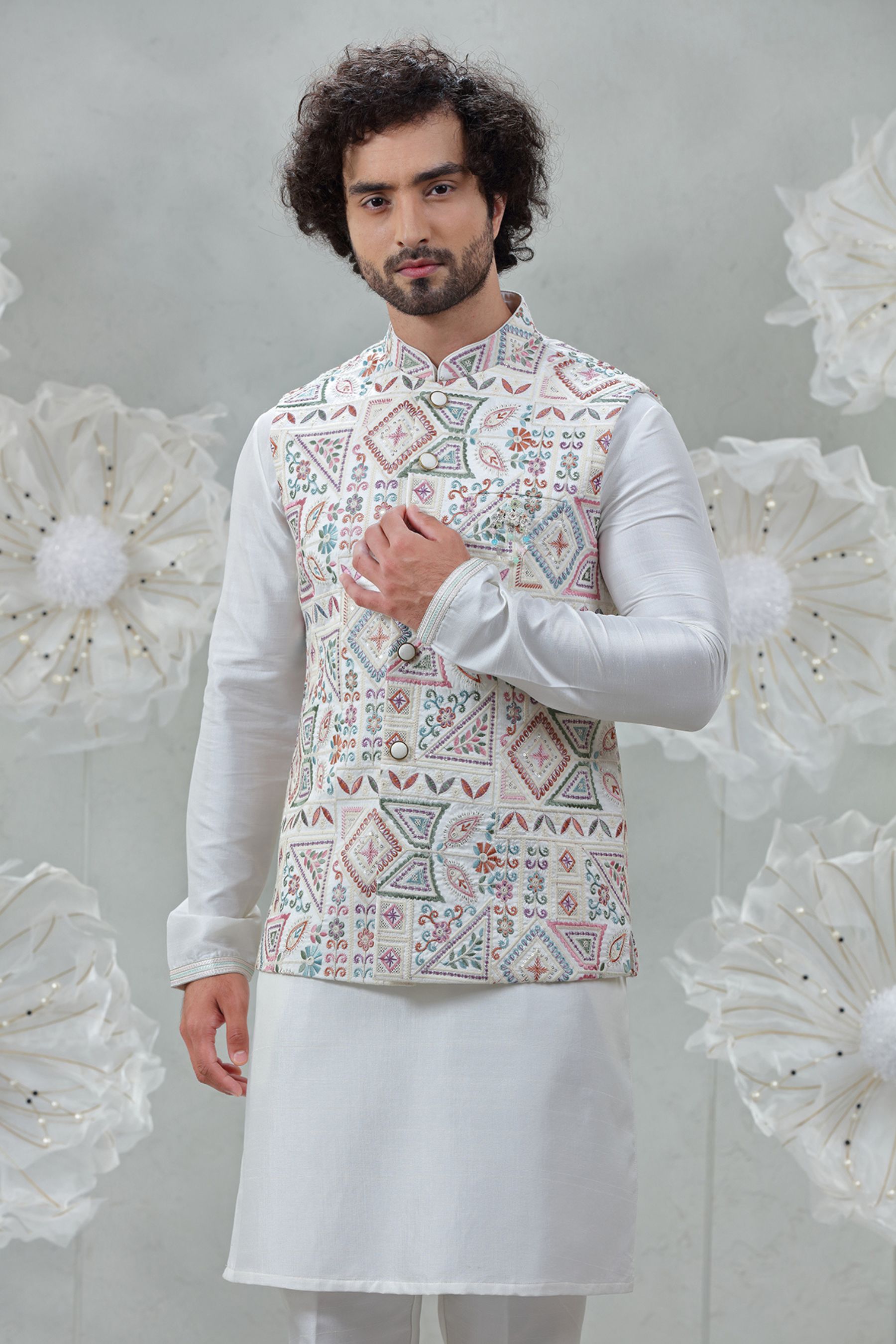 MULTI COLOR EMBROIDERED SET